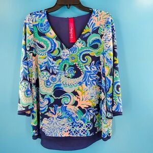 Lilly Pulitzer blue tropical print blouse S
